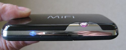 Novatel MiFi showing two lights